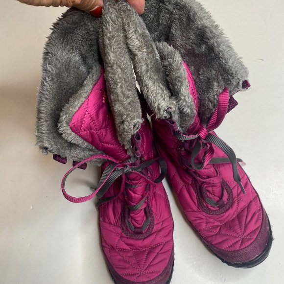 Columbia Minx Mid II women's size 5 red/maroon design waterproof winter… - Picture 3 of 7